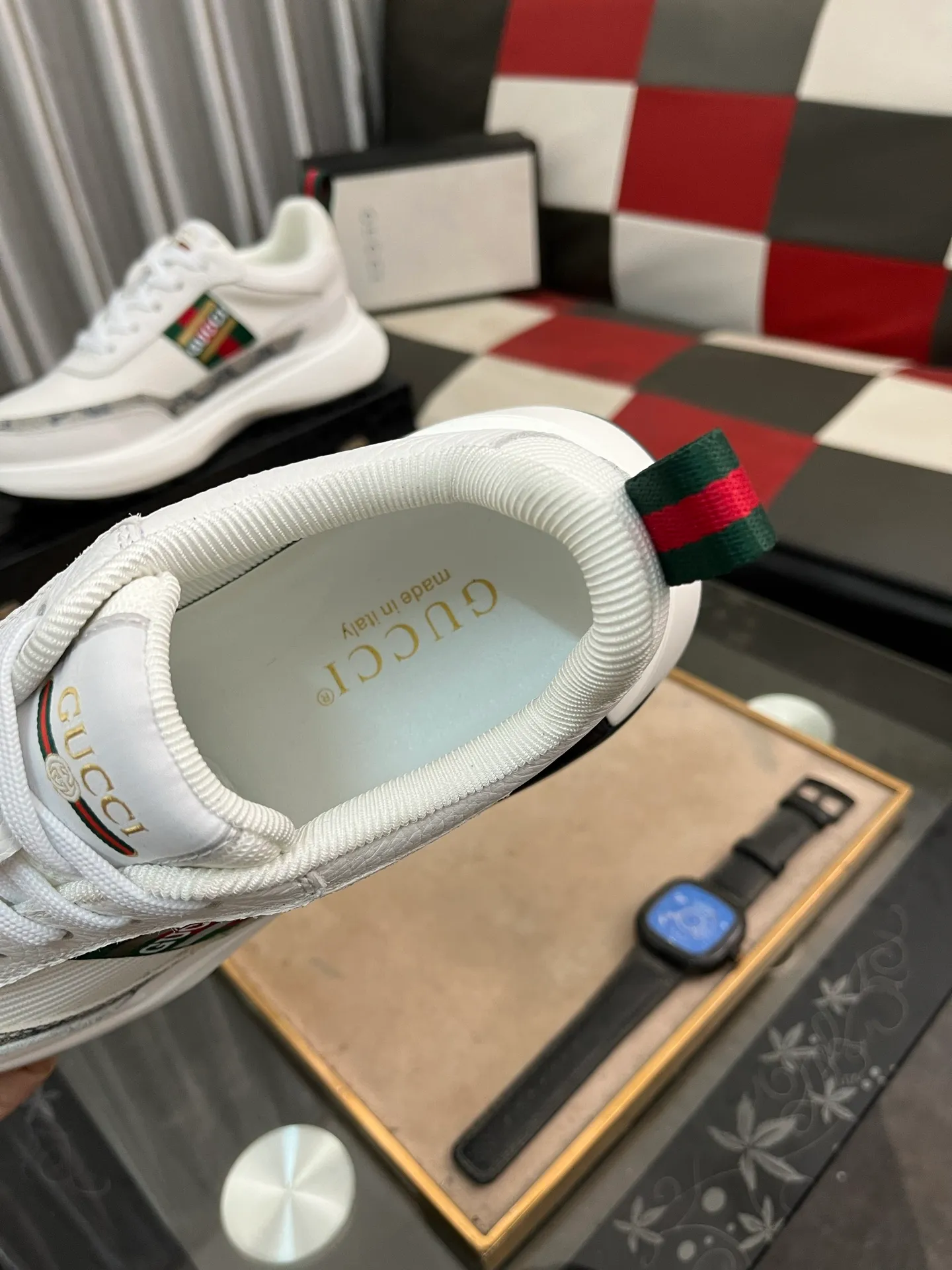 Men's Men's Shoes💰458⌚️⌚️[GUCCI] Gucci men's casual shoes are absolutely popular🔥The ultimate matching item for trendy men! The charm of super texture is unstoppable. This is the main recommendation. The upper is made of high-quality cowhide, with pig lining feet and wear-resistant rubber sole. It is noble and elegant! Extremely comfortable🎁🎁You can be as handsome as you want💪 Size 38-44! 2️⃣colors available
